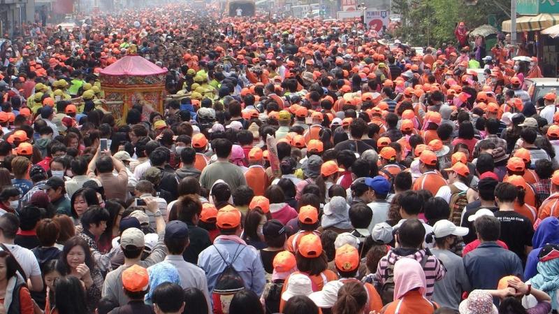 白沙屯媽祖沒去他家！彰化哥不滿「直接離隊走人」，1小時後「神秘阿公敲門說話」他嚇翻道歉!