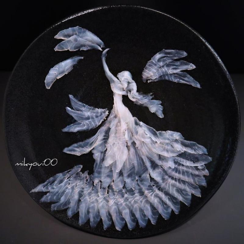 廚師把生魚片變成夢幻畫作！《小美人魚》「光澤鮭魚長髮」讓人又餓又捨不得吃啊