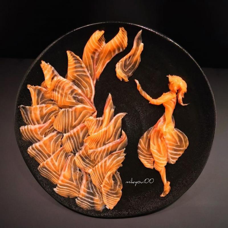 廚師把生魚片變成夢幻畫作！《小美人魚》「光澤鮭魚長髮」讓人又餓又捨不得吃啊