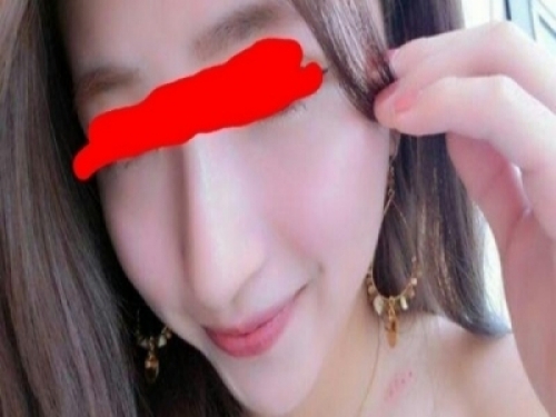 土豪老公大我22歲不嫌我醜娶我！新婚夜看了他存款後，我嚇得連夜趕回娘家再也不敢回去！