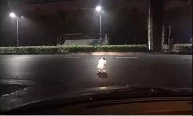 18張溫馨又正能量爆棚的照片及其背後的故事，告訴你這個世界依舊是一個充滿愛的世界！