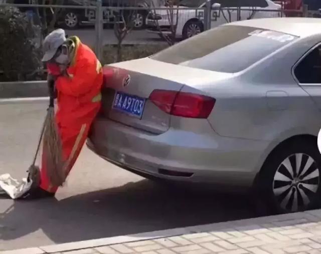 18張溫馨又正能量爆棚的照片及其背後的故事，告訴你這個世界依舊是一個充滿愛的世界！