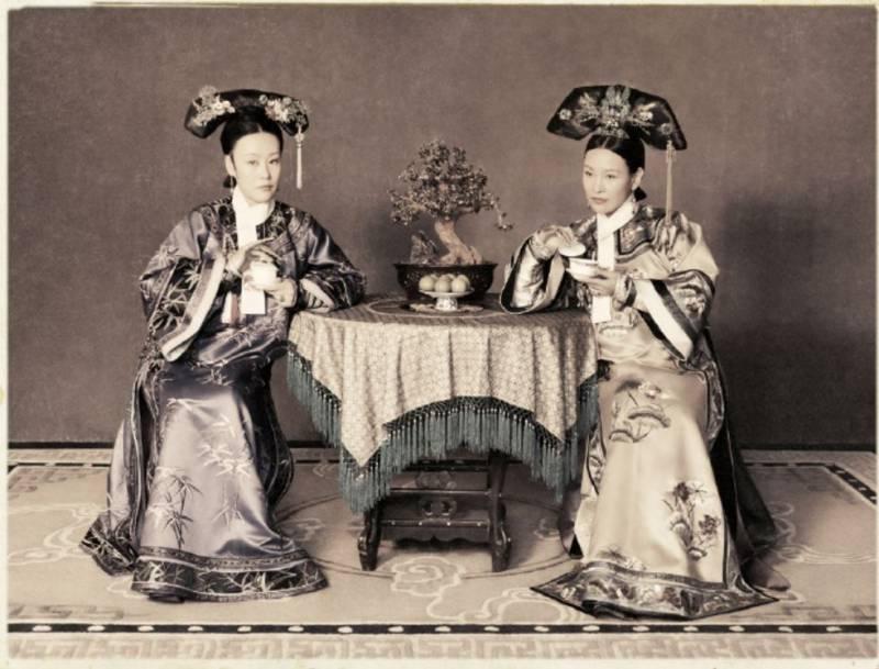 看完皇後，令妃，後宮三千佳麗的素顏照，終於知道皇上有多苦了！