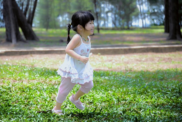 媽祖顯靈？5歲女兒車禍昏迷，母跪拜求救…「媽祖點頭收乾女兒」女童立刻醒了！ 