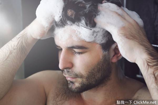 《５ 件男人洗頭時一定要注意的事》避免禿頭的關鍵就在這!!