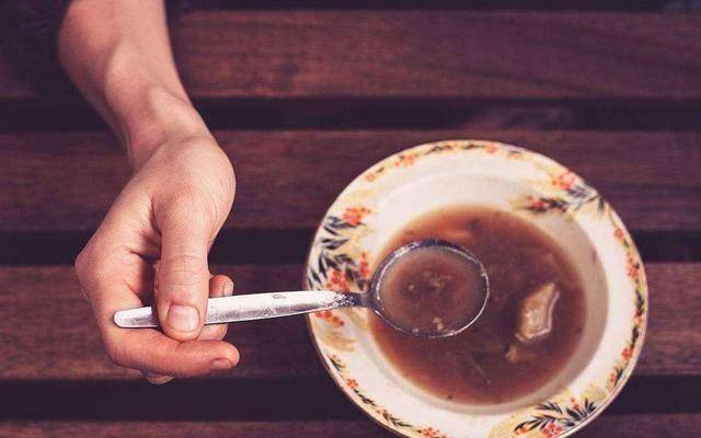 醫生告誡 少這樣吃飯 可以延年益壽 很多人都不知道
