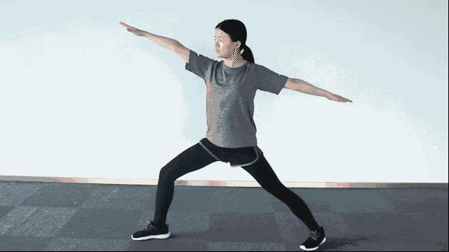 試試！這套「甩手養生操」，護關節、強心臟，每天只需5分鐘~
