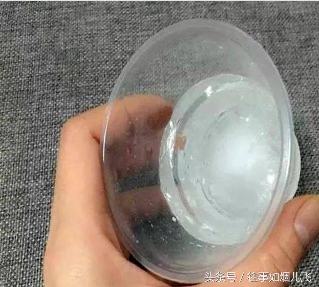 為什麼出門前一定要放一枚硬幣在冰箱裡？現在知道還來得及！