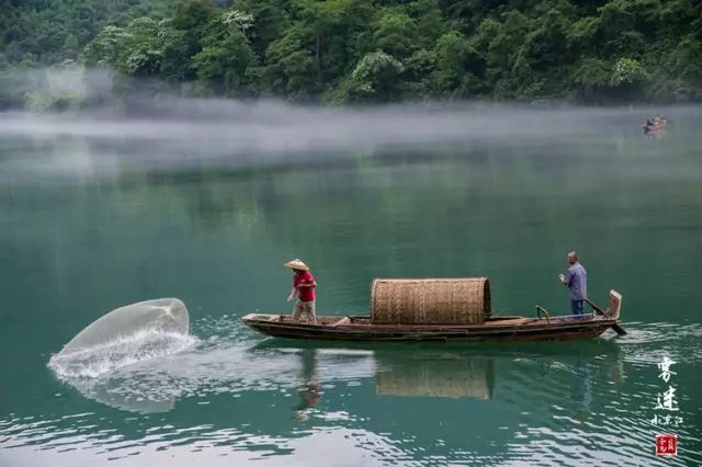 在變老的路上，善待自己：想愛就愛吧，想見就見吧。