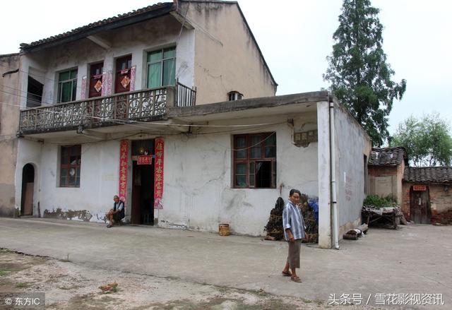 小姑子一直住在娘家不走，一天晚上去廁所聽見打電話，我恍然大悟