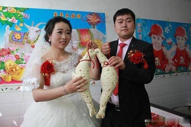 生日當天小姑子送我口紅，我偷偷扔進垃圾桶，老公誇我聰明