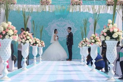 兒媳生產公婆遲遲未現身，5小時後看到趕來的公婆，兒媳濕了眼眶