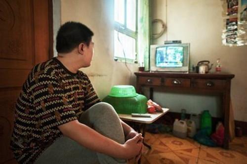 36歲兒子在家啃老至今未婚，母親：我可以養兒子，還娶媳婦幹嘛