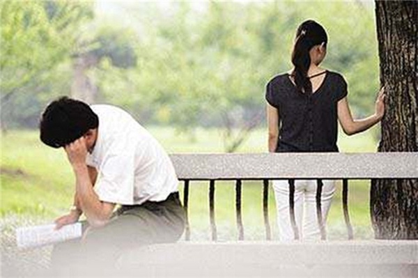 領證前一天，從朋友處得知女友的過去，我毫不猶豫拉黑了她 