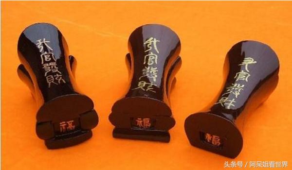 老母親去世下葬後，五個兒子相繼死絕！只因為他們做了這件事！