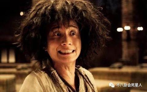 看完周星馳片場照片，就能明白為啥明星都不願跟他合作！