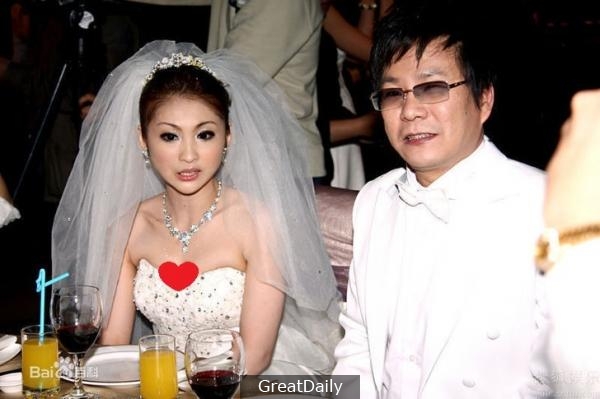  還記得她嗎？她是沈玉琳交往九年的前女友！被嫌棄卸妝太醜而在節目上分手最後還..