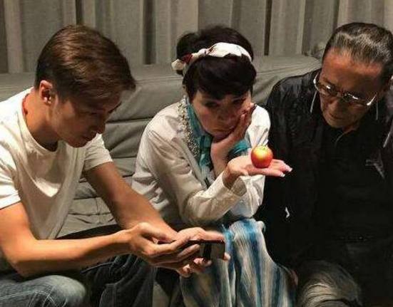 反悔了！謝霆鋒願花三億要回孩子的撫養權！張柏芝回應句句嗆人，兒子也不願當他兒子！