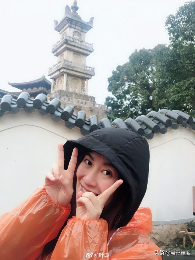 與數個男人傳緋聞，還坦然接受劈腿，戀愛腦的她太可怕了！