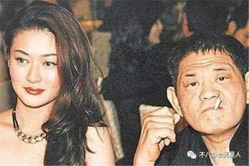 濫交的下場：公認醜男卻女友無數，他在女人身上花20億，臨終淒涼無一女友陪伴！