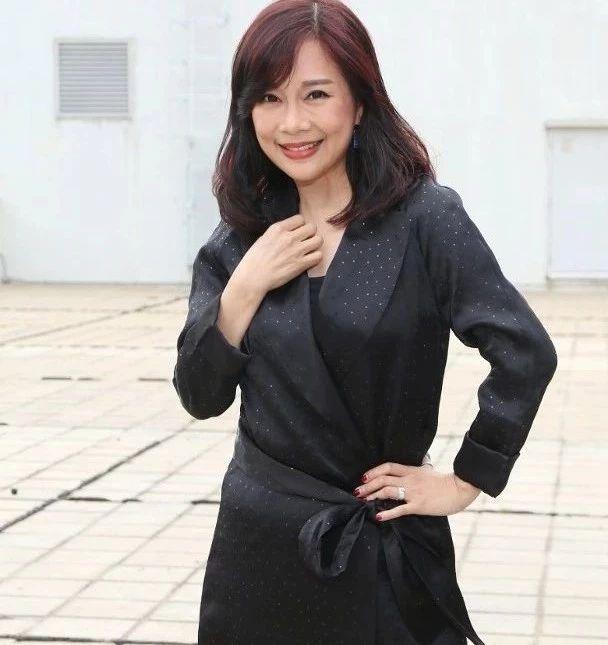 沒時間再考慮造人！自爆不想生孩子原因！希望與老婆永遠戀愛，不排除會領養~