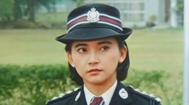 因《霸王花》紅了半輩子，如今61歲的她，明星影后的氣質不減當年