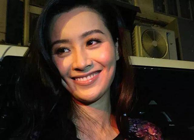 離開tvb後，她被美國經理人看中，現進軍好萊塢與金像影后拍劇