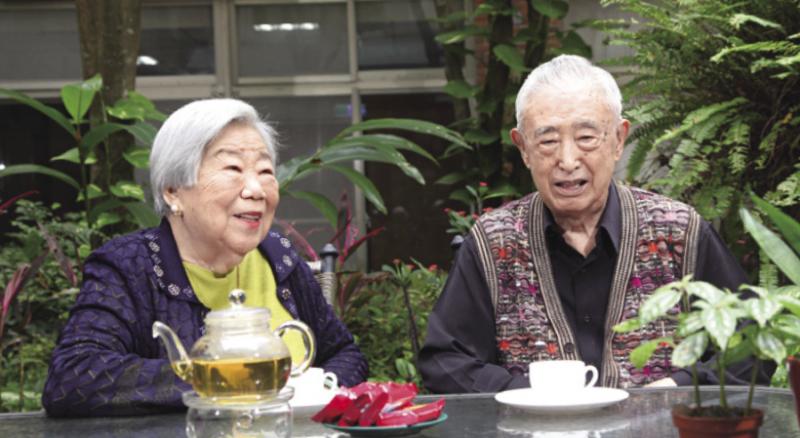 不當靠兒族！修杰楷「高齡9旬公嬤」自掏腰包入住安養中心　他坦言：三代同住很尷尬