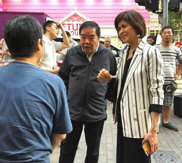 53歲邵美琪近照曝光，看了她19歲的照片，終於知道為什麼當初鄭伊健會和她談姐弟戀！
