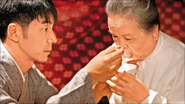 國寶級藝人「梅芳阿姨」走出喪夫之痛！82歲天天一套「健身操」風采依然 