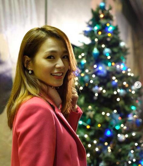 繼楊冪後某港姐離婚！曾為上位「討好」曾志偉，對黃秋生大獻殷勤