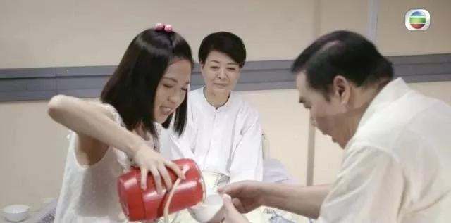 有不少人都不知道她是王晶的女兒，演技不溫不火