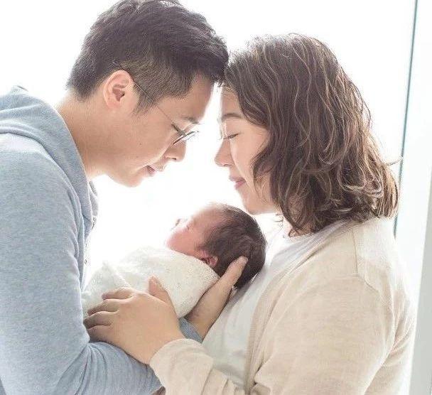 再榮升做外婆！32歲TVB小花嫁百億富豪：老公大女兒喜獲二胎千金