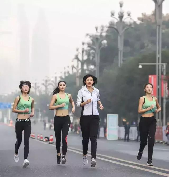 35歲張儷：越自律越自由，越運動越迷人！