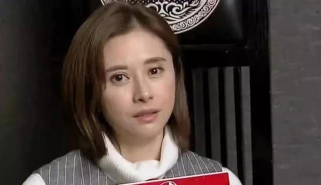 97年《天龍八部》珍藏照，43歲前TVB小花被稱最美小鍾靈 