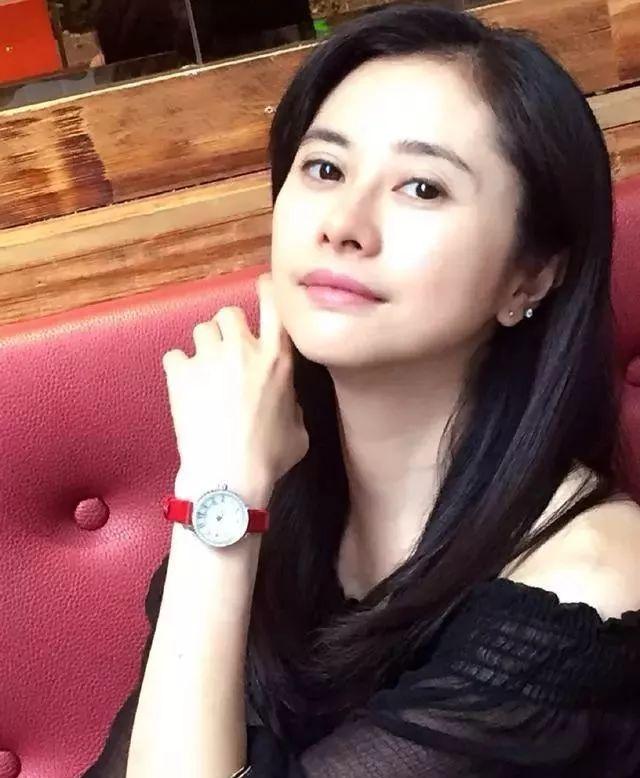 97年《天龍八部》珍藏照，43歲前TVB小花被稱最美小鍾靈 