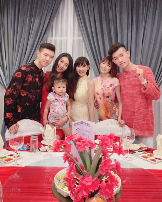 【超級辣媽！】林明禎29歲姐姐已是1個孩子的媽！產後33D身材依然辣翻！