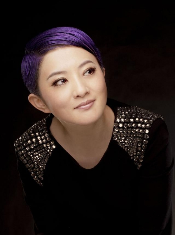 37歲金銘近照，曾經的「瑤女郎」如今變成這副模樣！再也不是以前的她了！