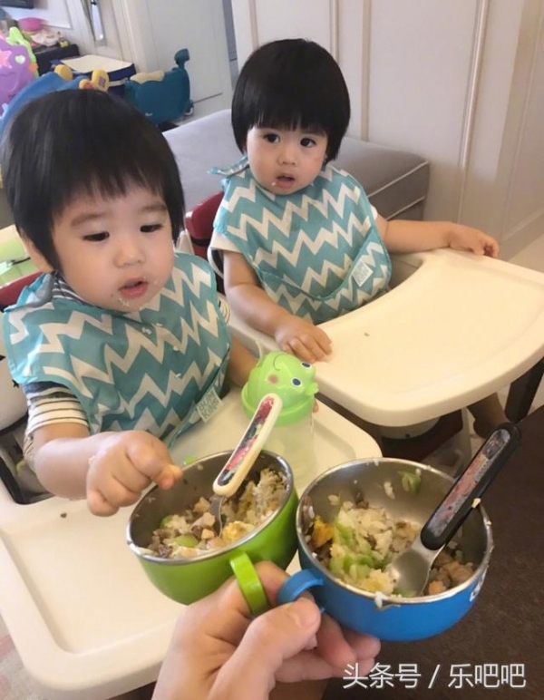 看了「林志穎老婆」的素顏照後，網友終於明白！難怪他都不曬老婆只曬兒！