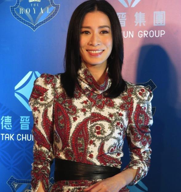 舊愛鄭嘉穎榮升爸爸，佘詩曼回應：每個生命來到世界都值得恭喜！