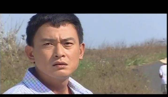 50歲王識賢老婆背景曝光，曾為老婆和母親鬧翻！媽媽還詛咒懷孕兒媳「命喪手術臺」！13年後變成這樣令人欣慰！
