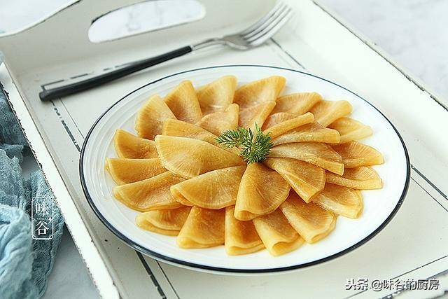 教你做秘制醃蘿卜，學會這做法，拿肉都不換，香脆嫩爽，實在好吃 !!