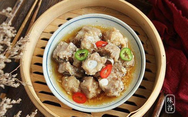 廣東老師傅教你【粵式蒸排骨】最正宗做法，簡單幾步，肉質嫩滑，在家就能做