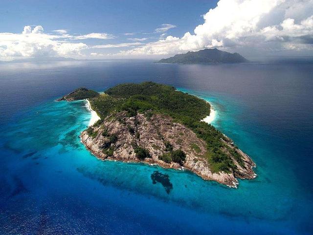 地球上最&quot;值得&quot;一去的6個小眾海島，這些的海島不去可惜