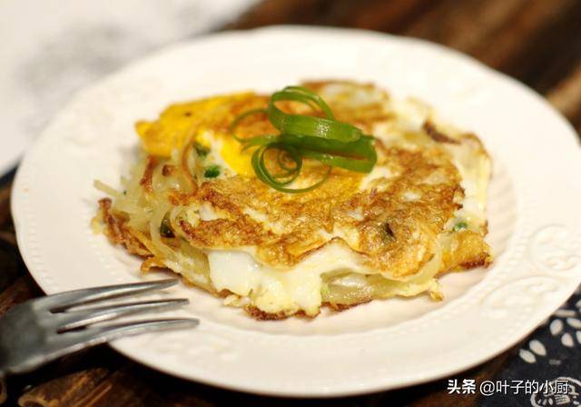 一個土豆、三個雞蛋，10分鐘做100分的早餐！