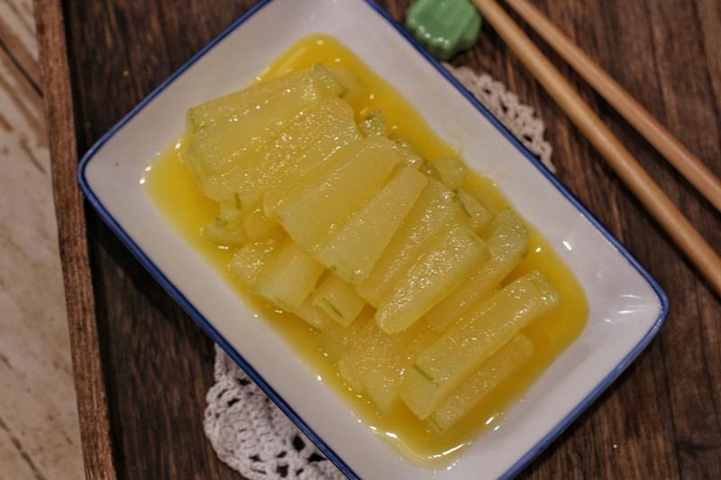 本身不含脂肪，熱量也不高，清熱消脂又飽腹，好吃還能輕鬆掉肉