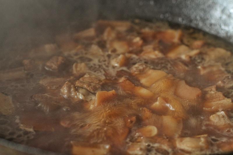 我家晚餐簡單卻不隨意，一人一大碗，葷素搭配好吃又營養