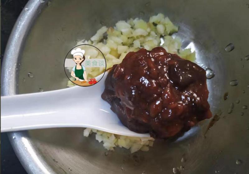 這菜是家人的最愛，兒子吃一次饞一次，越燜越香，出鍋饞到流口水 
