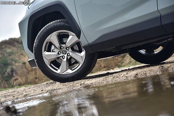 Toyota RV4 2.5 Adventure 4WD試駕 與眾不同的剽悍魅力！