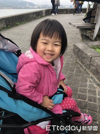 愛犬投胎轉世 成為主人的女兒